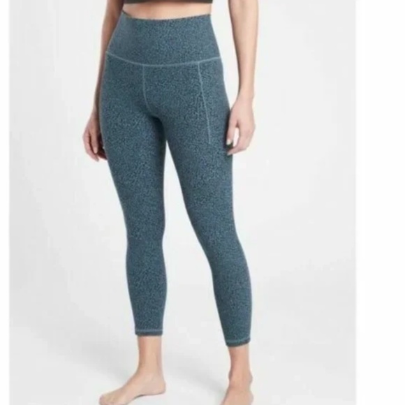 Athleta Micro Cheetah Blue Salutation Stash Pocket II Textured 7/8 Tights XXS - Picture 1 of 13